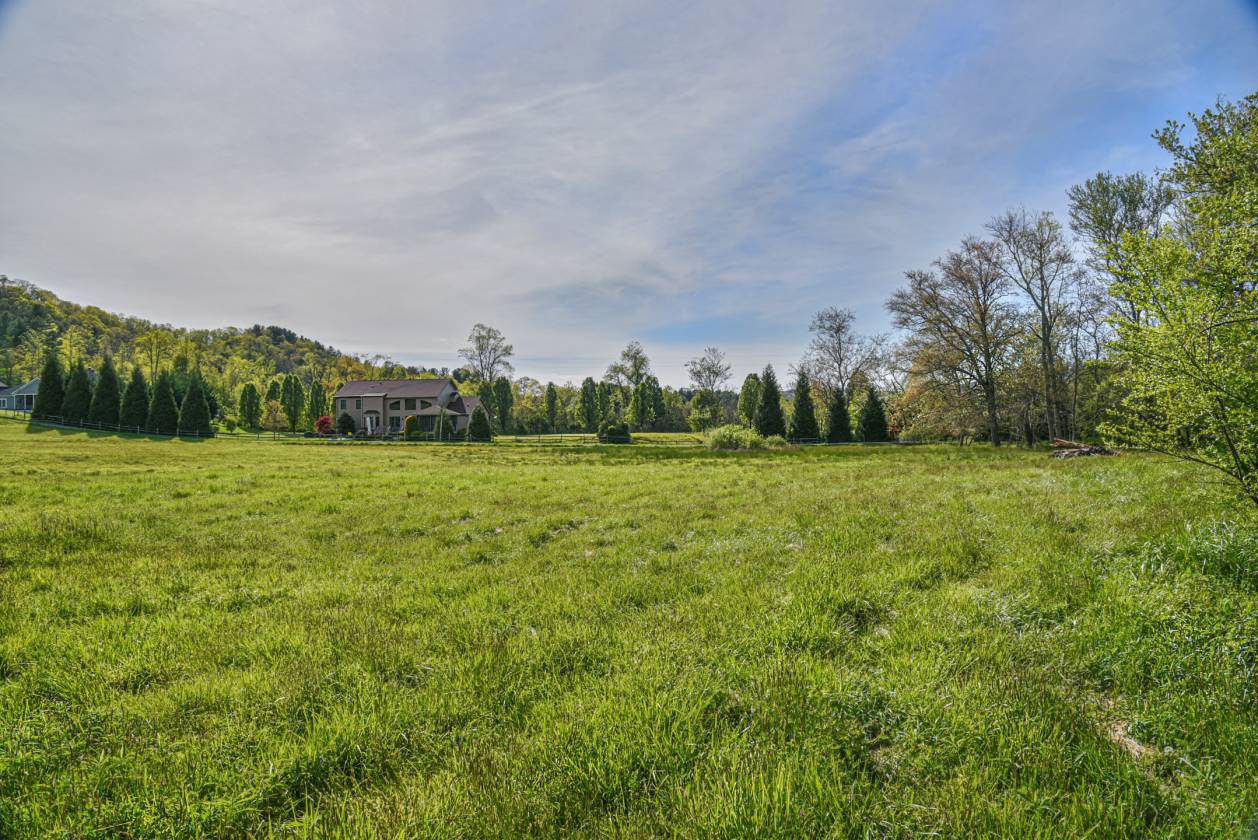 Equestrian's Dream with incredible views outside of Asheville, NC