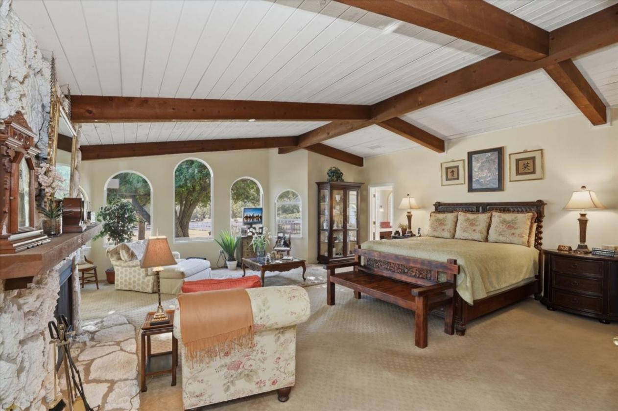 BEAUTIFUL 18.22-ACRE SAGE EQUESTRIAN ESTATE - photo 15