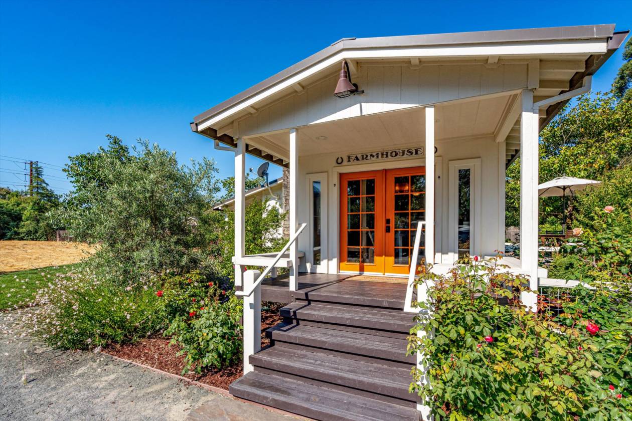 Horse Property for sale.