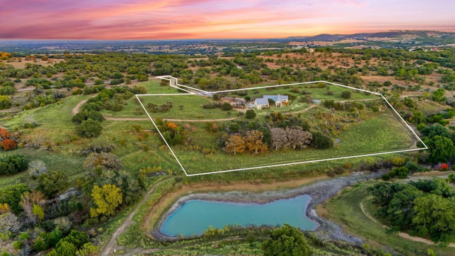 Luxury Home with Community Equestrian Center - photo 3