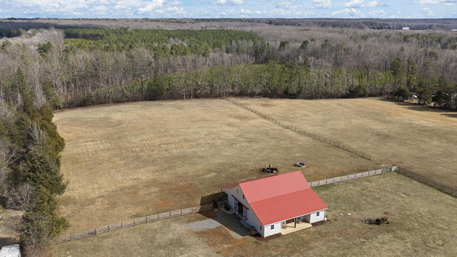 Sunny Side Up Farm | 9-Stall Equestrian Estate - photo 22