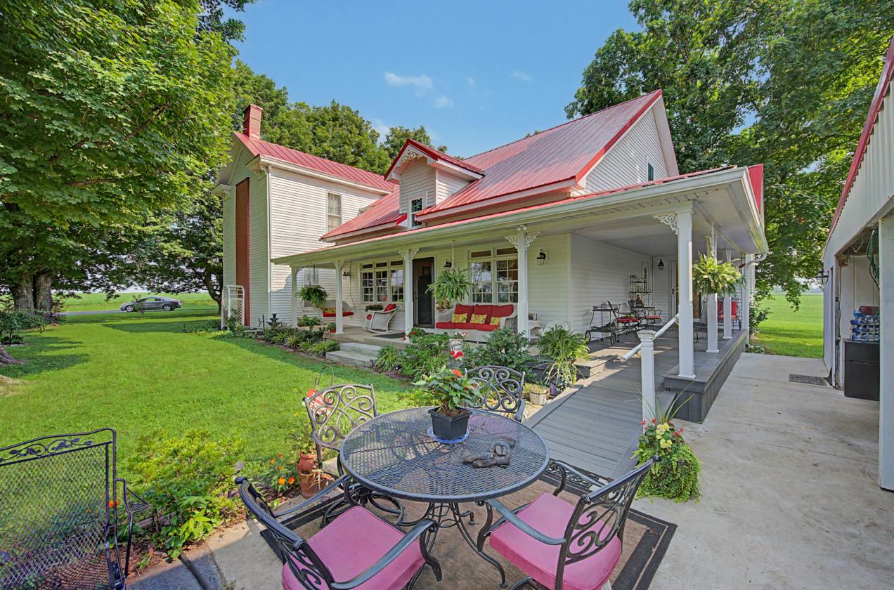 GORGEOUS PROPERTY WITH 12.72 ACRES - photo 16