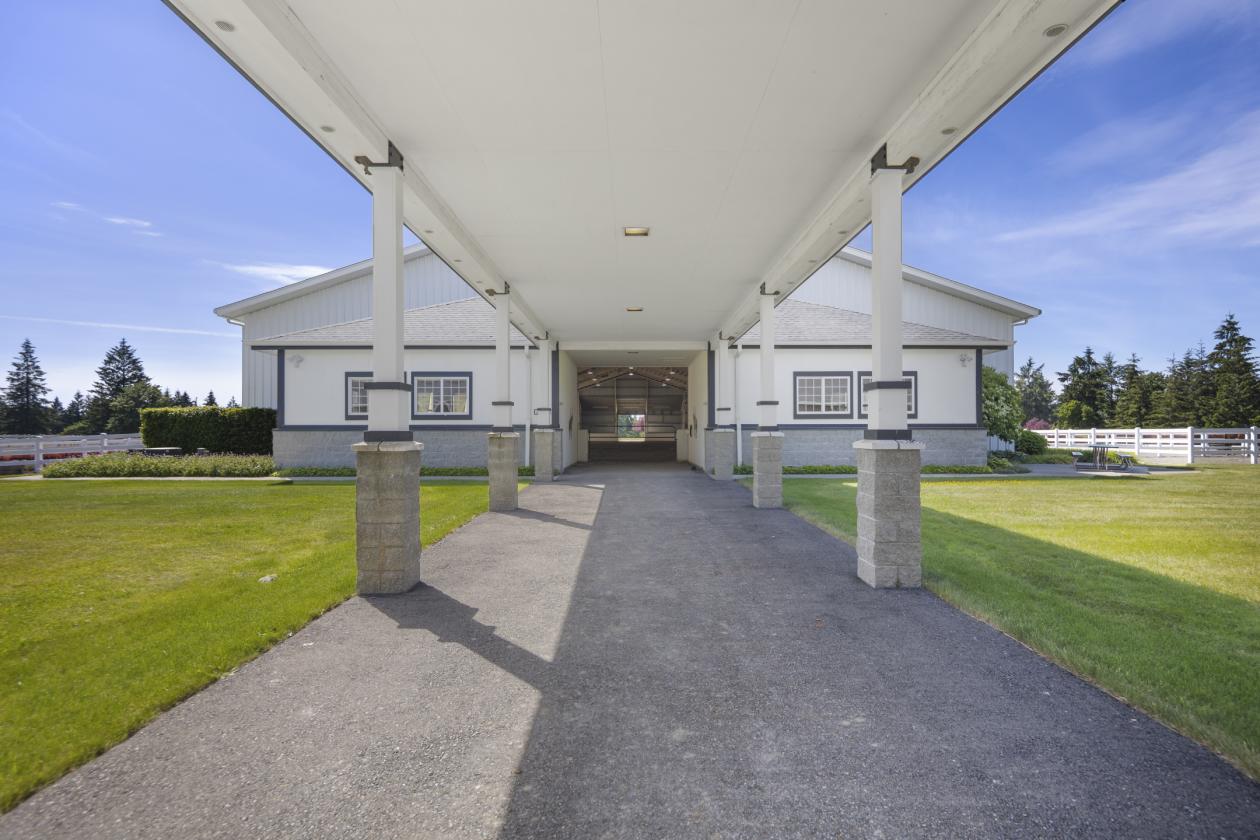 Forest Park Equestrian Center - In City 120 acres - photo 6