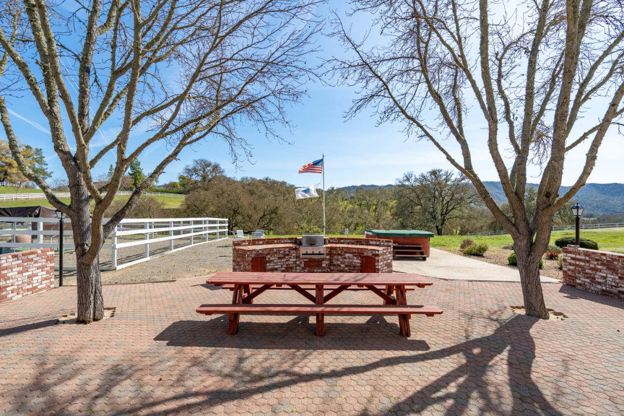 Beautiful Horse Property outside of Paso Robles Paso Robles, San Luis