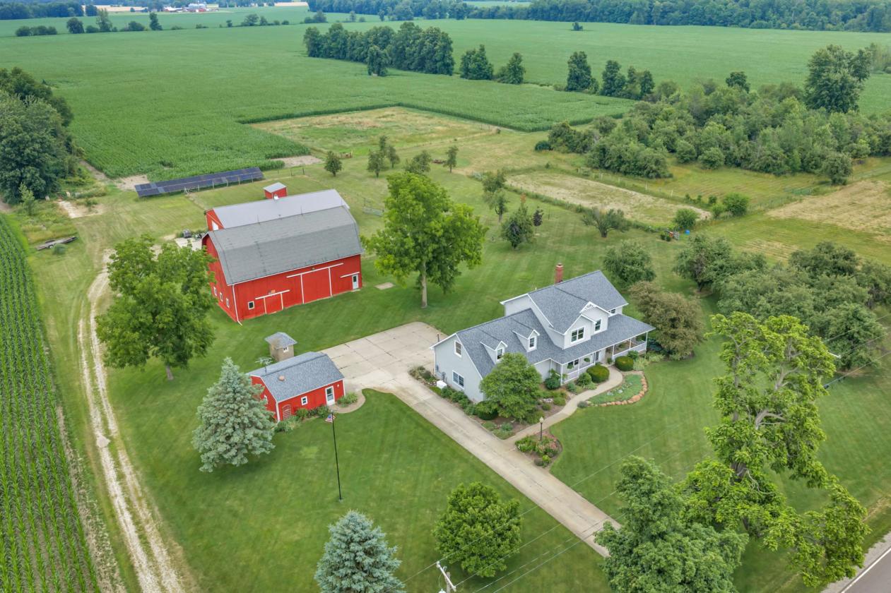 Home and Equestrian Farm on 10 Acres - photo 27