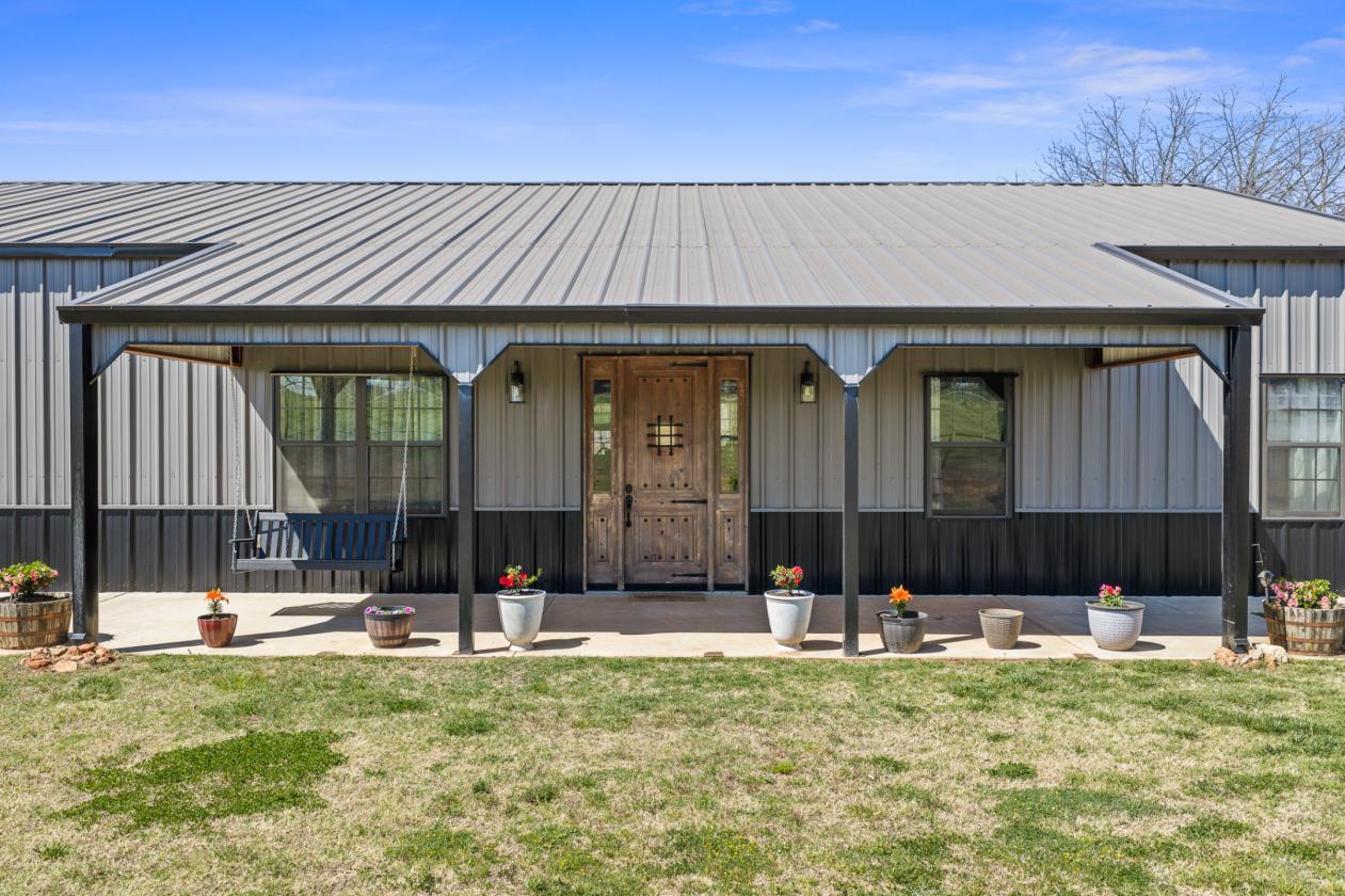 Home, Shop, Horse Barn on 25 acres - photo 1