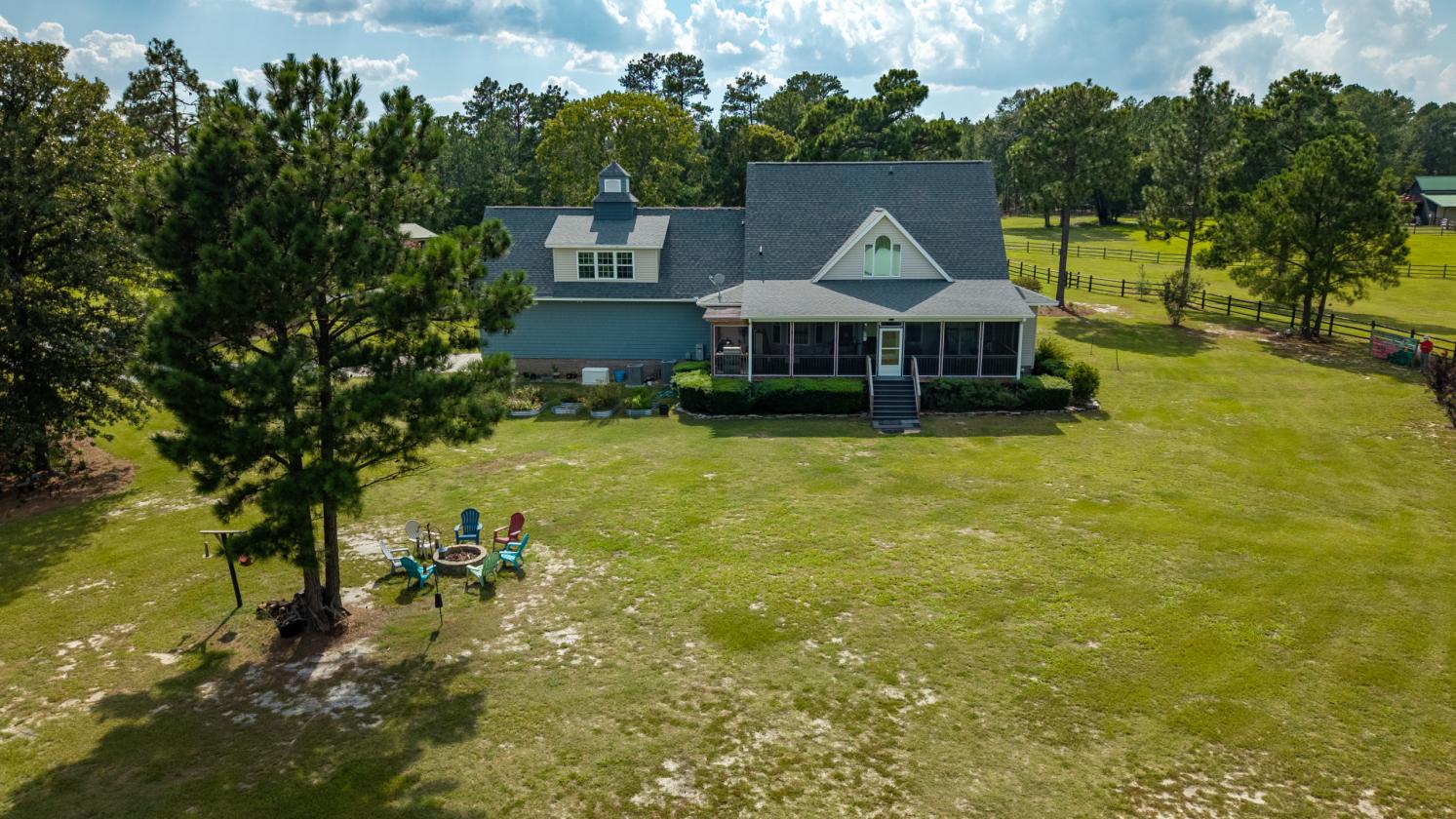 Equestrian Estate Near the Carolina Horse Park - photo 2