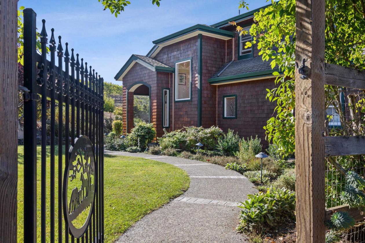An Exceptional Nicasio Estate - photo 16