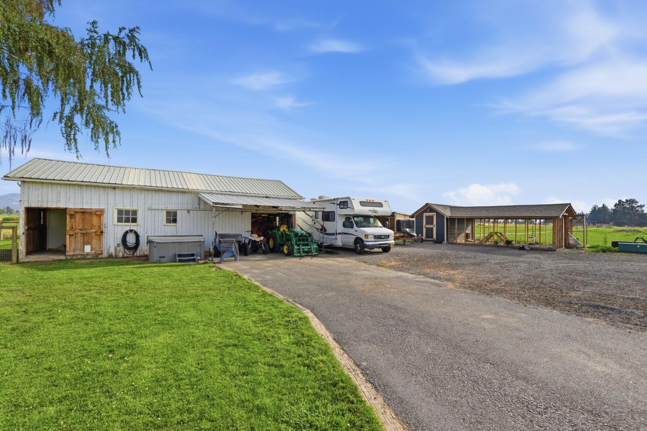 29 Acres | 24.34 Irrigated | Horse-Ready - photo 20