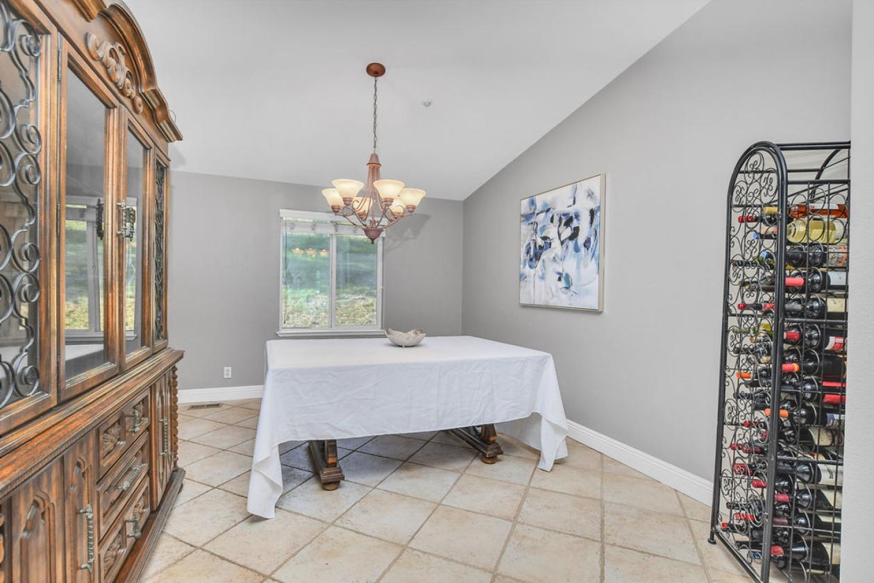 10 Acres in Briones Valley - photo 13
