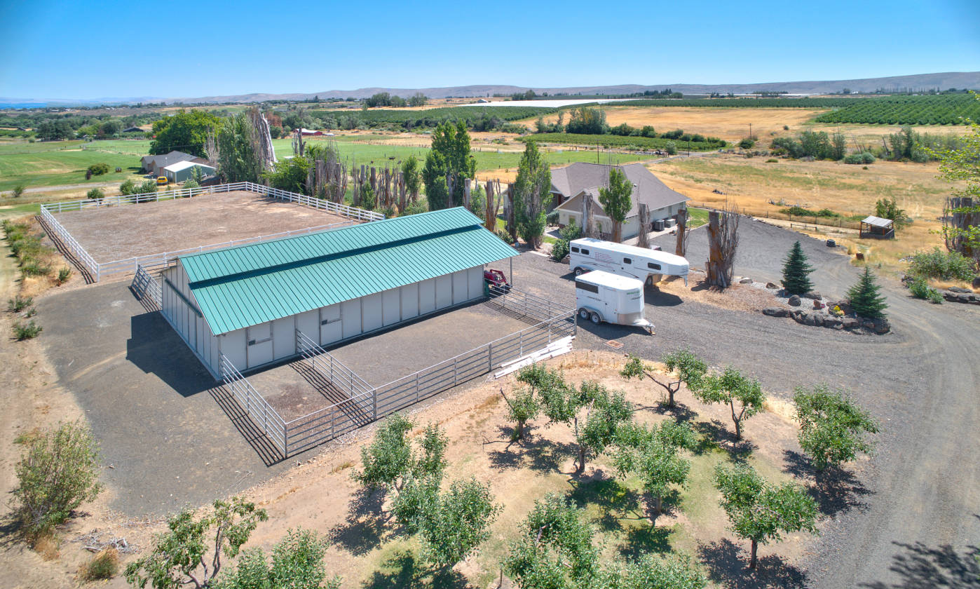 Exceptional Horse Property & Home Yakima, Yakima County, Washington