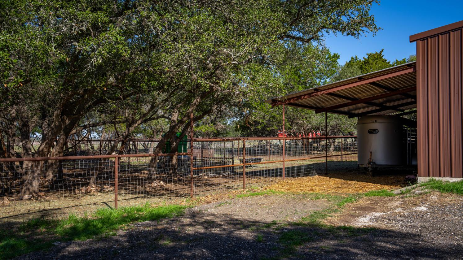 19.99 Acres With 2 Homes, Ideally Fenced - photo 28