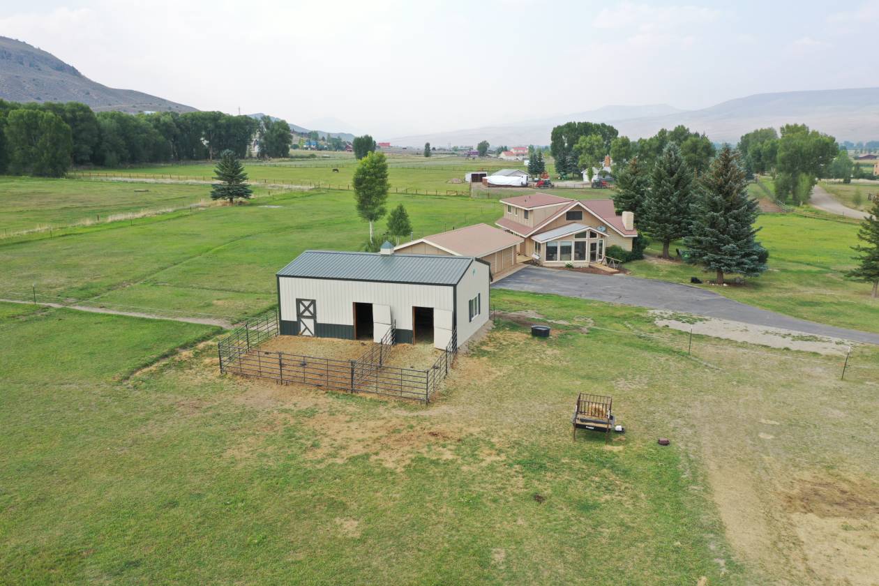 Equestrian Mountain Home with views. Gunnison Crested Butte