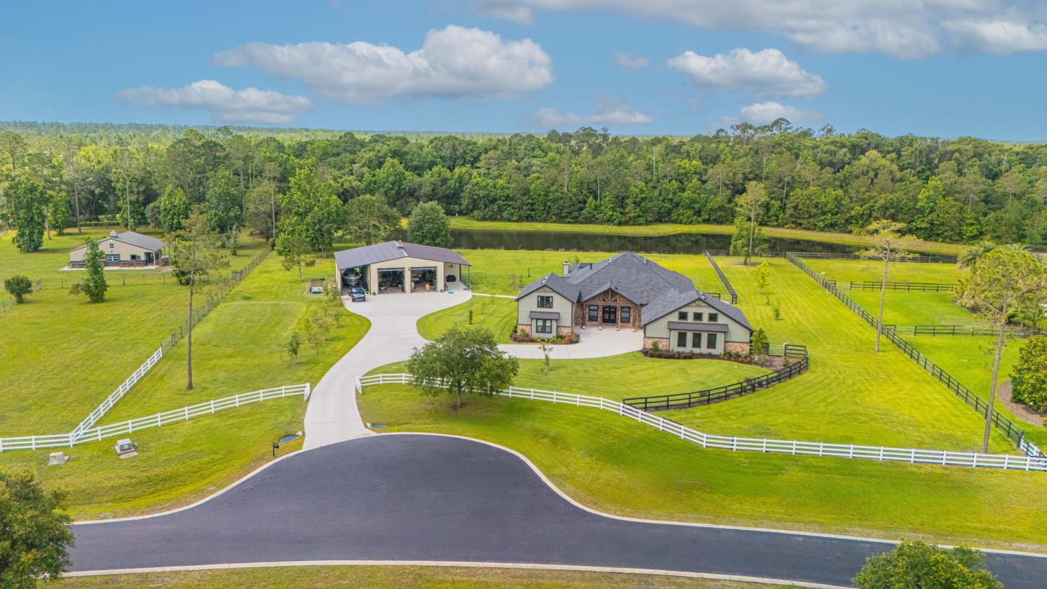Luxury Equestrian Estate Compound on 6.6 Acres! - photo 1
