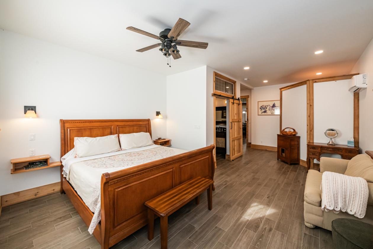 27 Acre Multi-generational Family Compound - photo 22