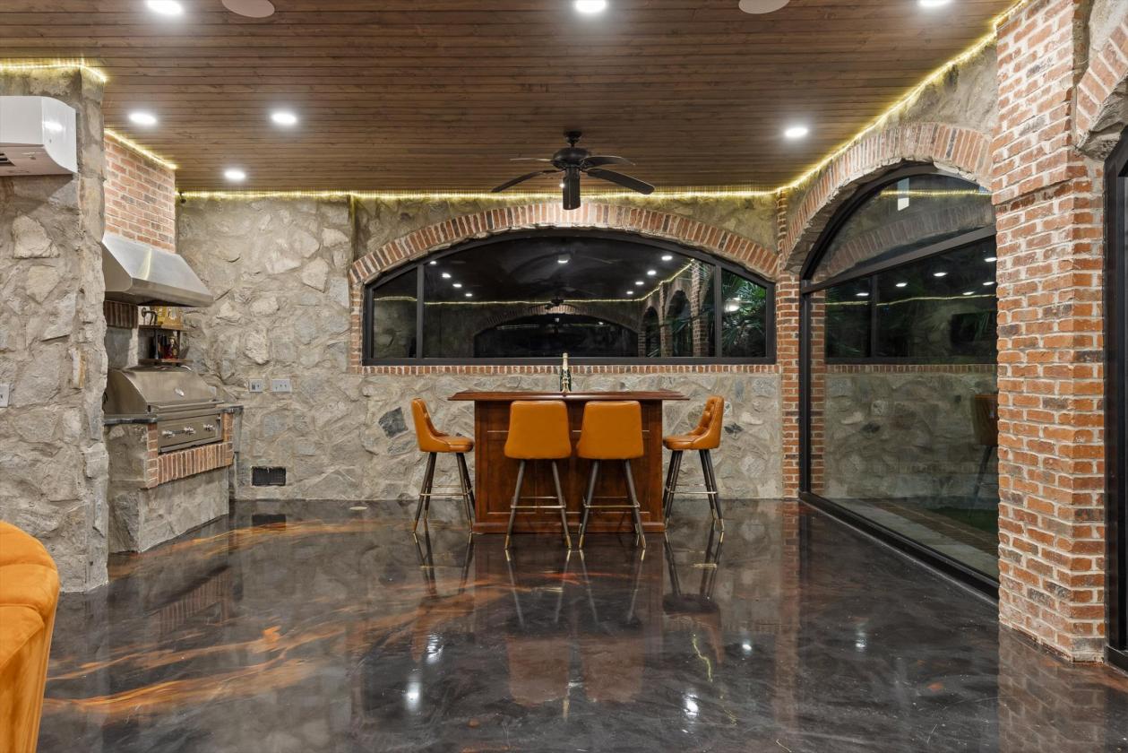 Welcome Home to 135 Stillwater Road! - photo 24