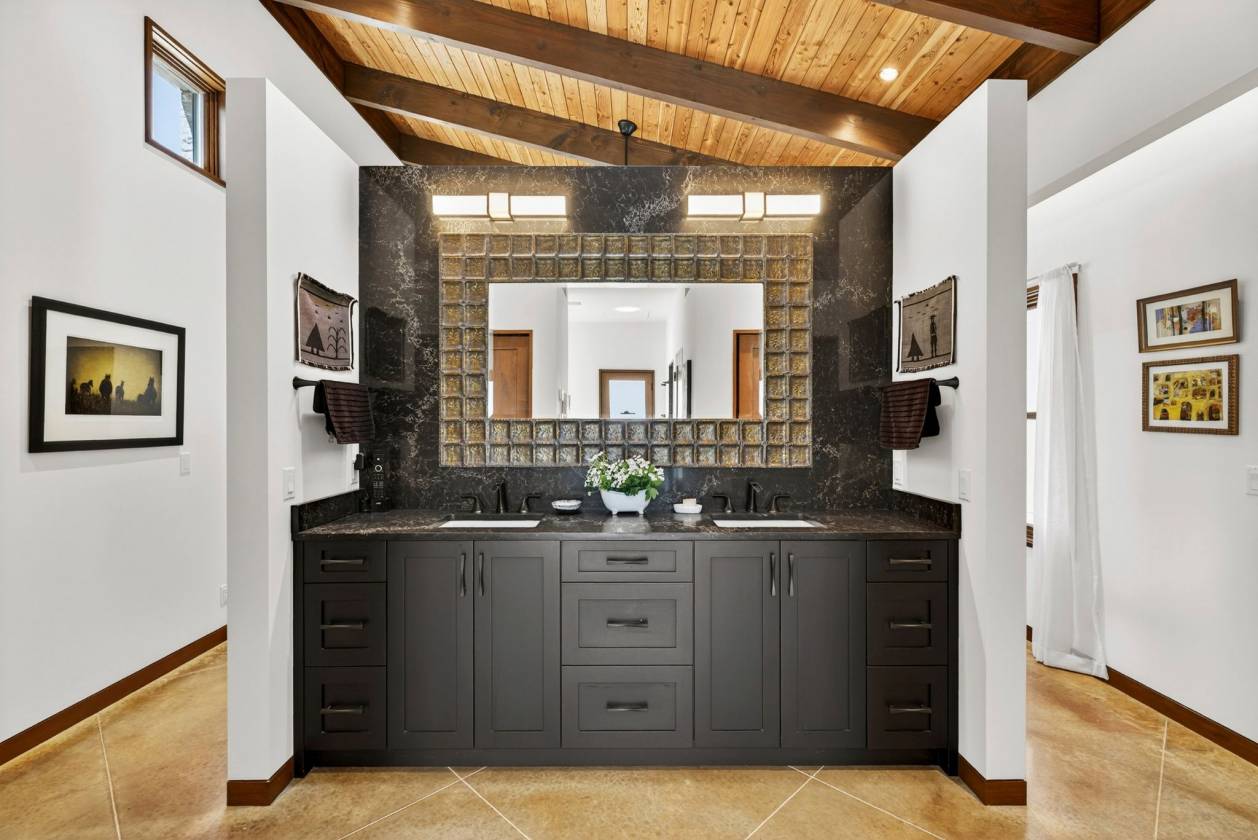 Modern Hill Country Estate with Panoramic Views - photo 17