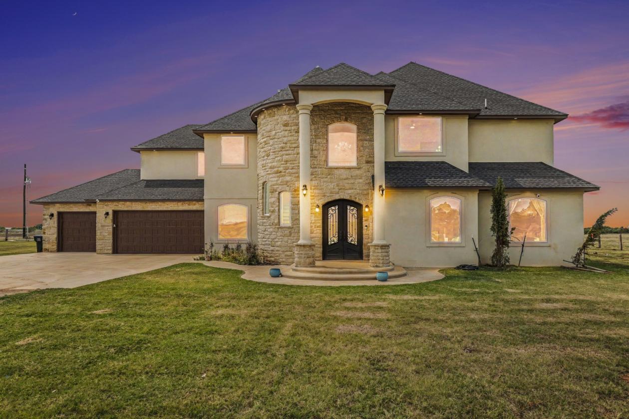 40 acre Luxury Ranch Estate - photo 2