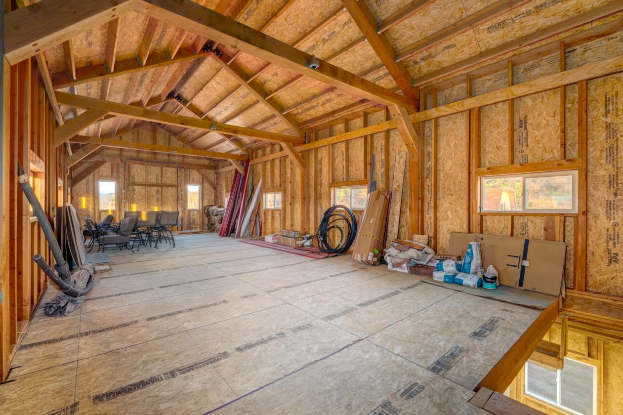 The Laurie Ann Ranch - photo 9