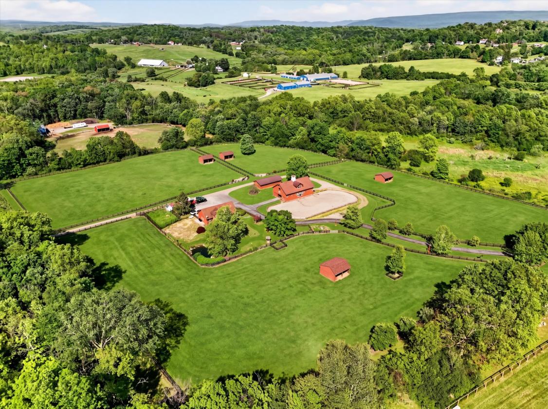 Stunning Hudson Valley Equestrian Estate - photo 26