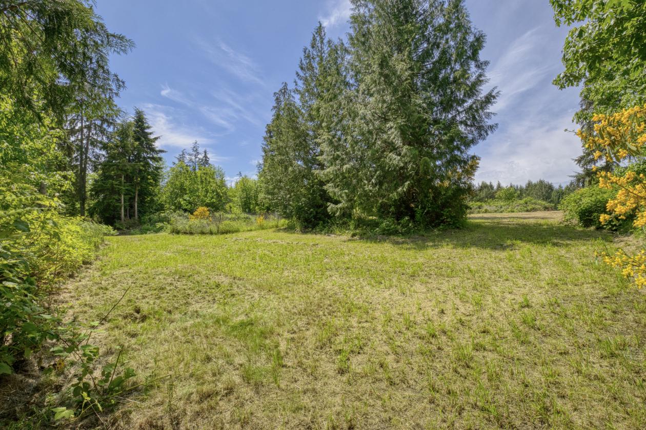 PNW Acreage with trails for Equestrians! - photo 13