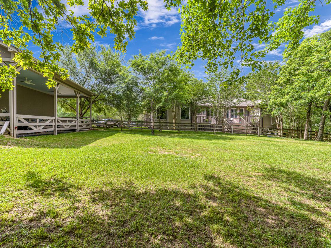 Equestrian-friendly Luxury Property - photo 23