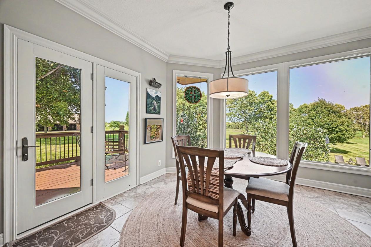 Outstanding Estate Including 20 Acres - photo 14