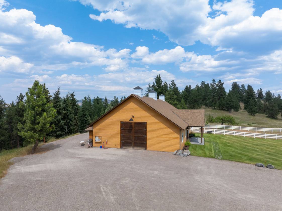 Amazing Equestrian and Orchard Property - photo 27