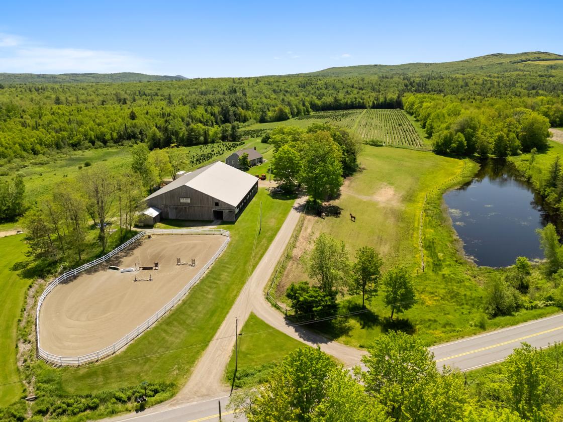 Equestrian Center with compound Living - photo 4