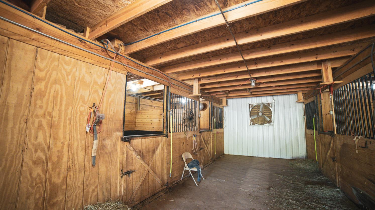 47 acre Equestrian Dream Barn with Remodeled Home - photo 6