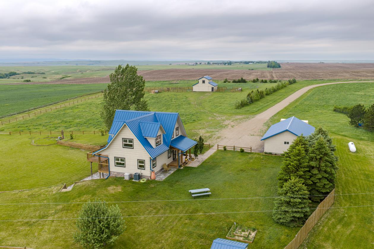 Horse Property on 40 Acres with Amazing Views - photo 3