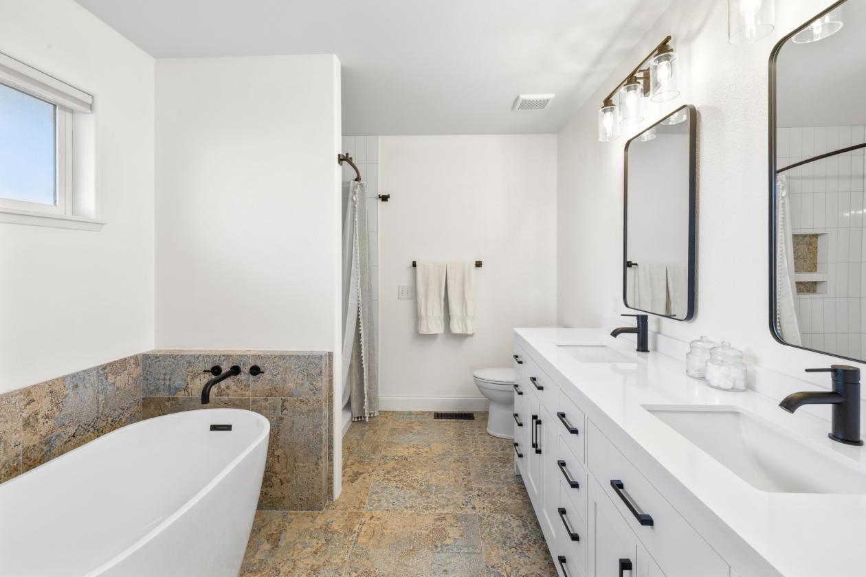 Horse Lovers Dream - Everything you need on 3.5 Ac - photo 25