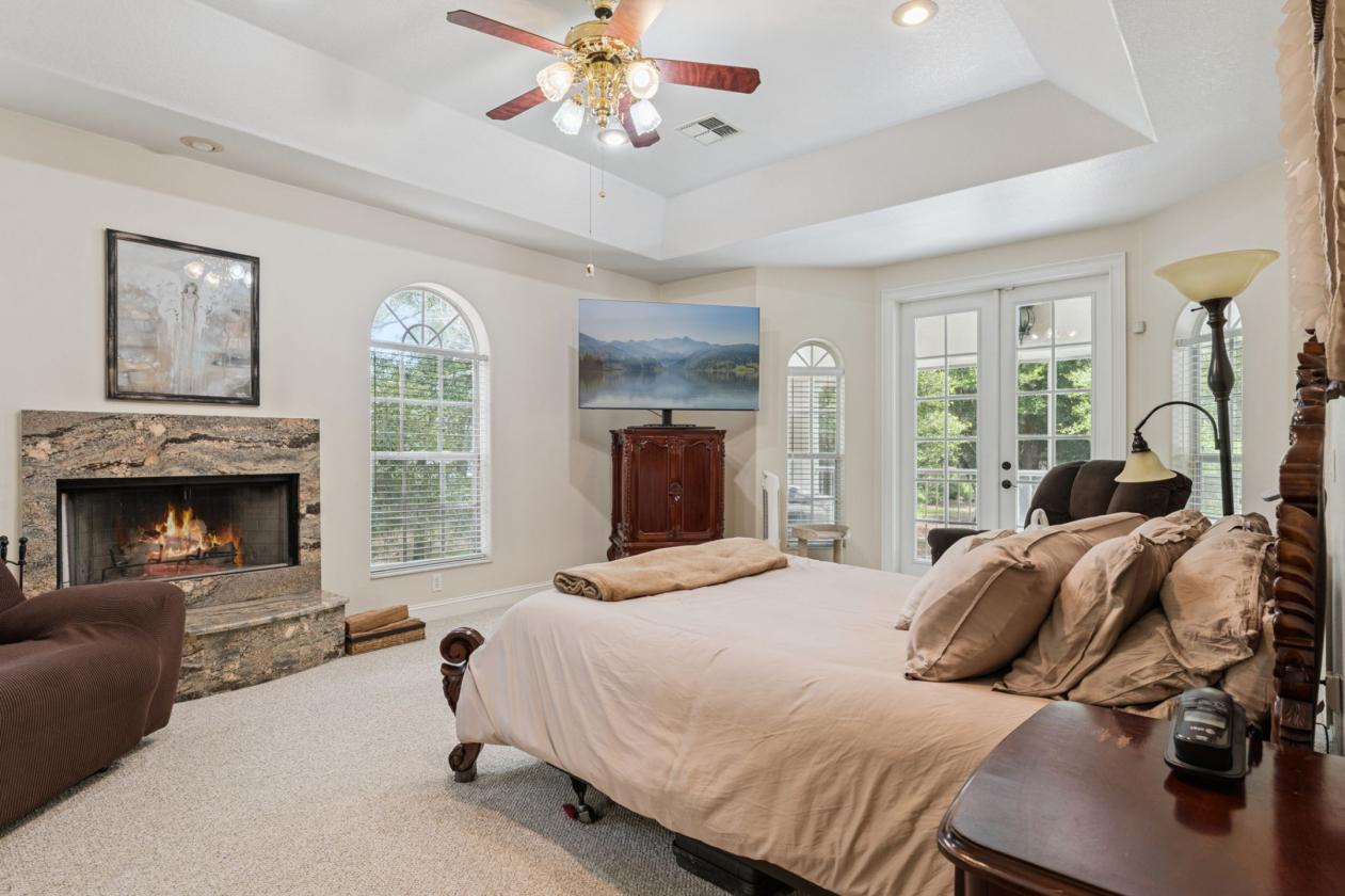 Equestrian Living on 10 Private Gated Acres - photo 12