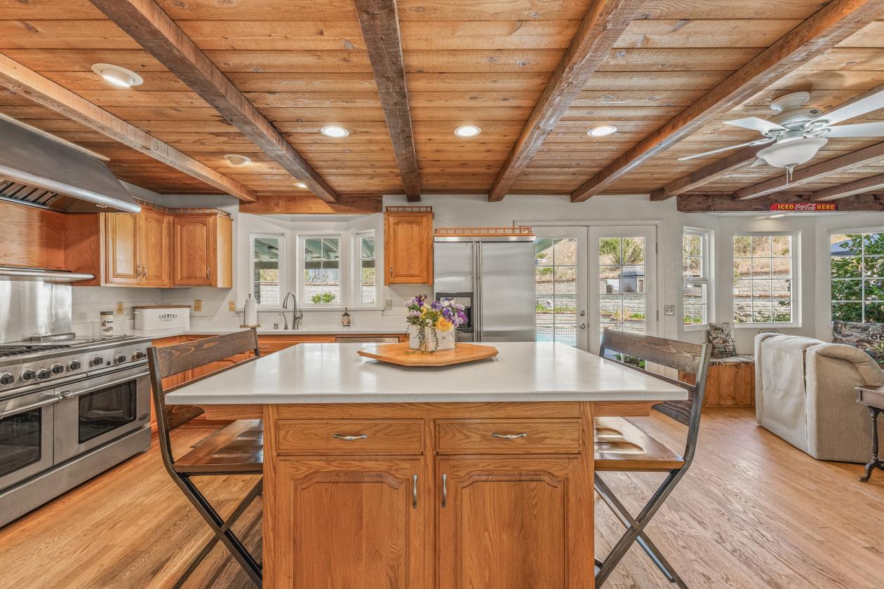 Sand Canyon Horse Property | 2.5 Acres & 4 Stalls - photo 20