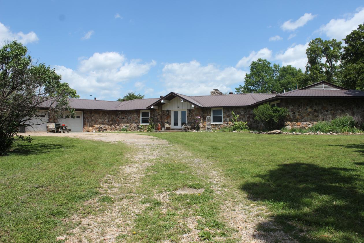 Southern Missouri Horse Property - photo 12