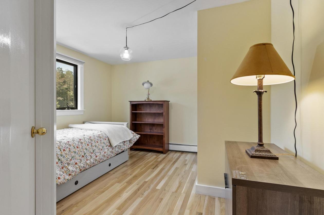 MOVE IN READY! BEST DEAL IN TOWN! - photo 15