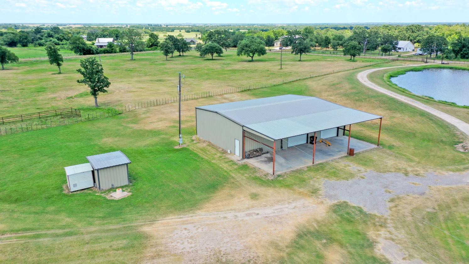 Luxury 32-acre Ranch Estate near Texas A&M - photo 26