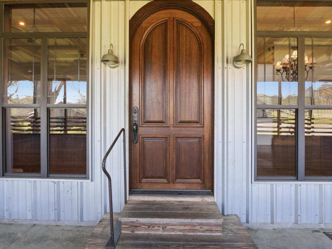 A PROPERTY WITH POSSIBILITIES! - photo 6