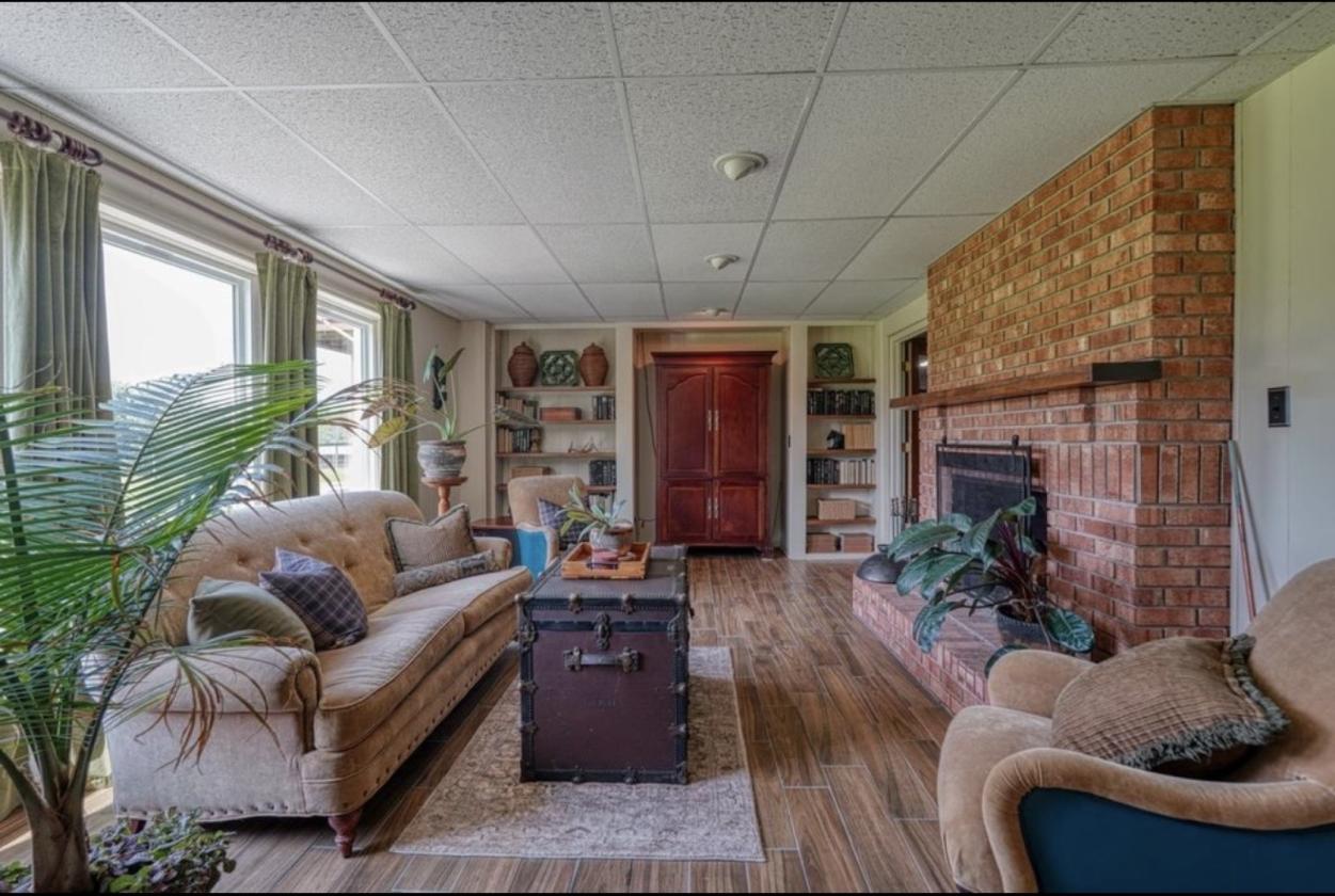 Beautiful Equestrian Property - photo 22