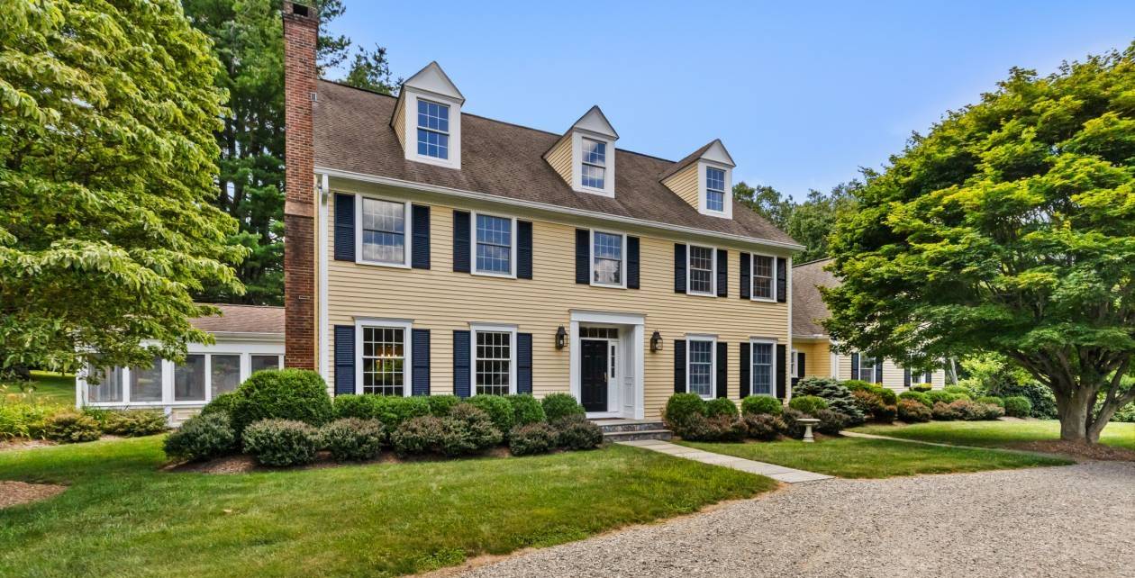 Horse Property for sale.