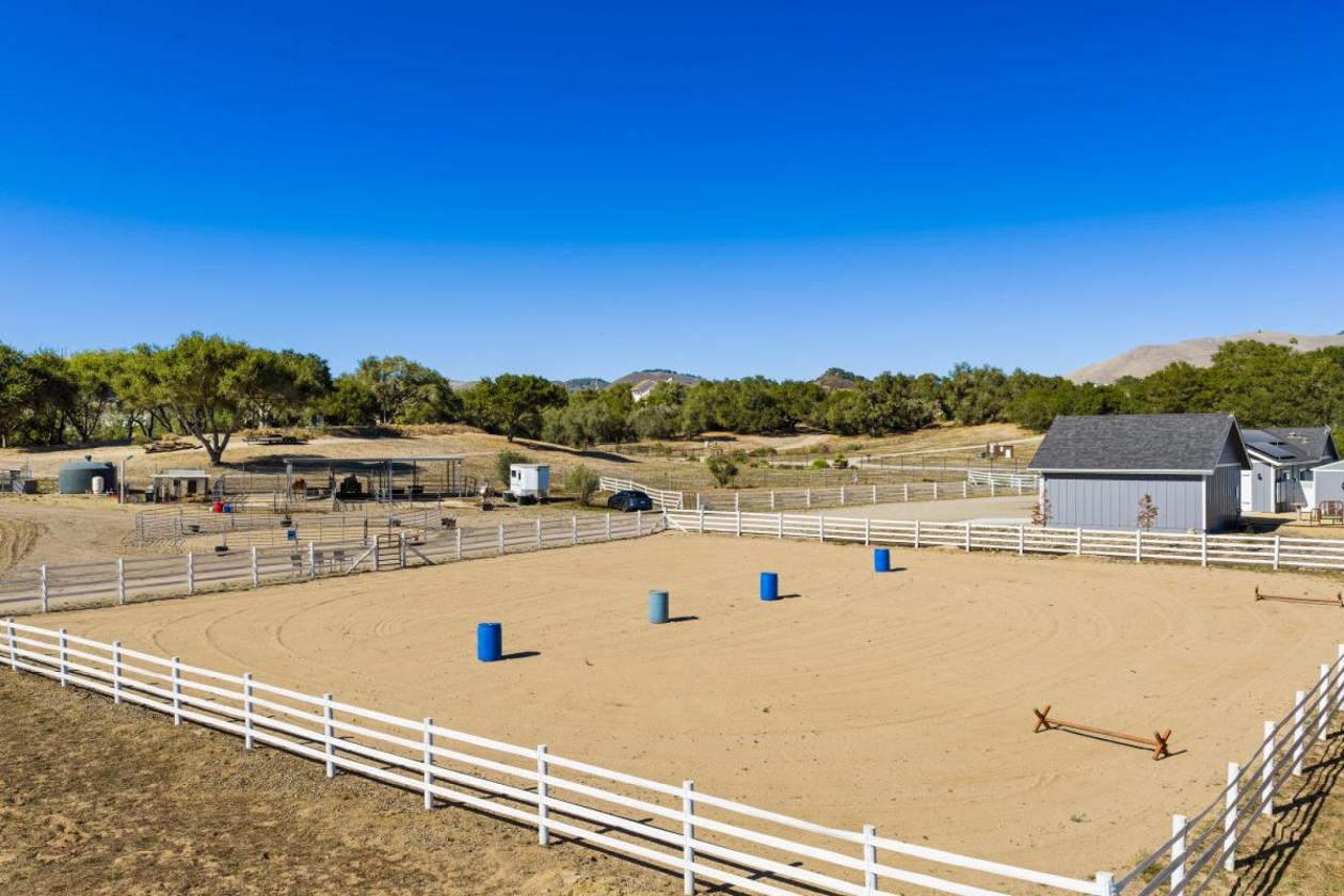 Hobby Horse Farm 15 minutes to the Beach - photo 4