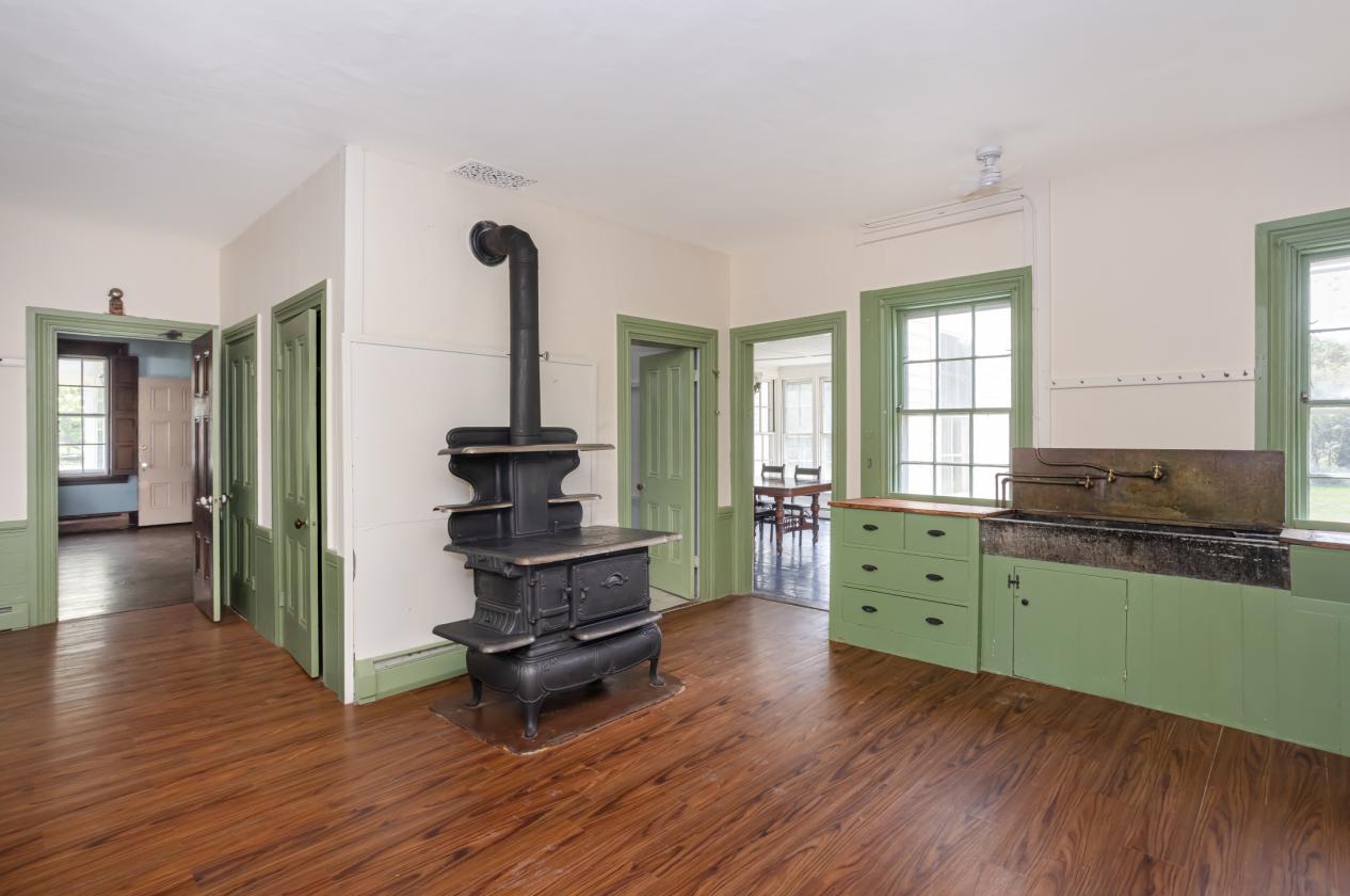 65 Acres Farm House - photo 15