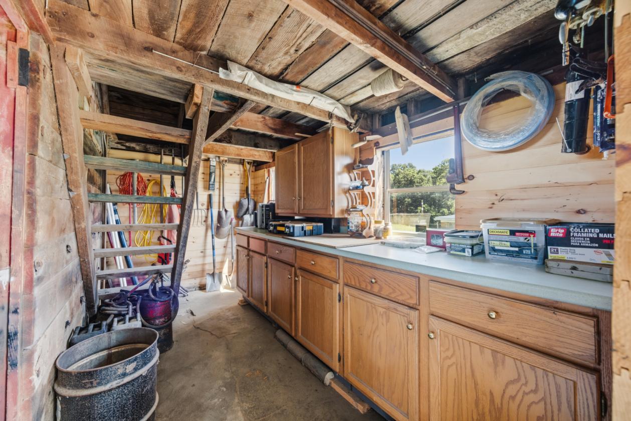 90-Acre Legacy Farm - Horse Trails, Barns & Pond! - photo 23
