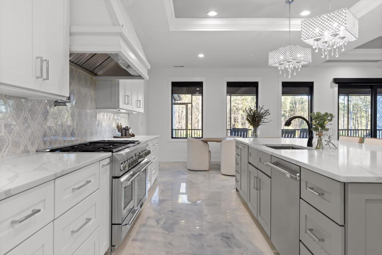 Welcome Home to 135 Stillwater Road! - photo 10