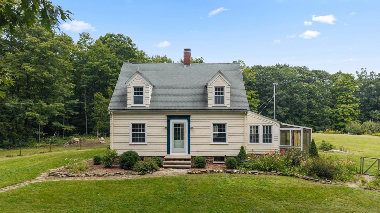 Beautiful Cape Home with Barn & Direct Trail Access - photo 8