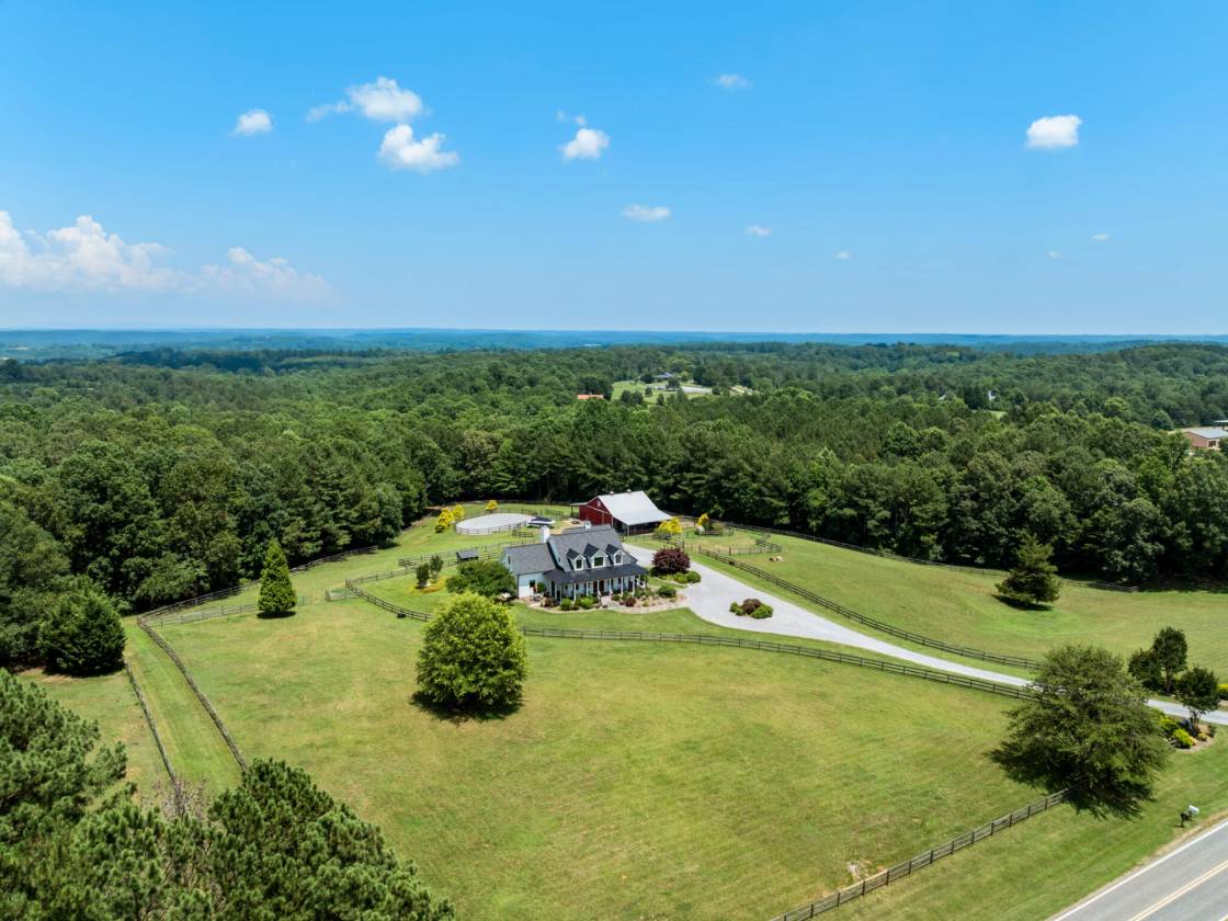 Horse Property for sale.
