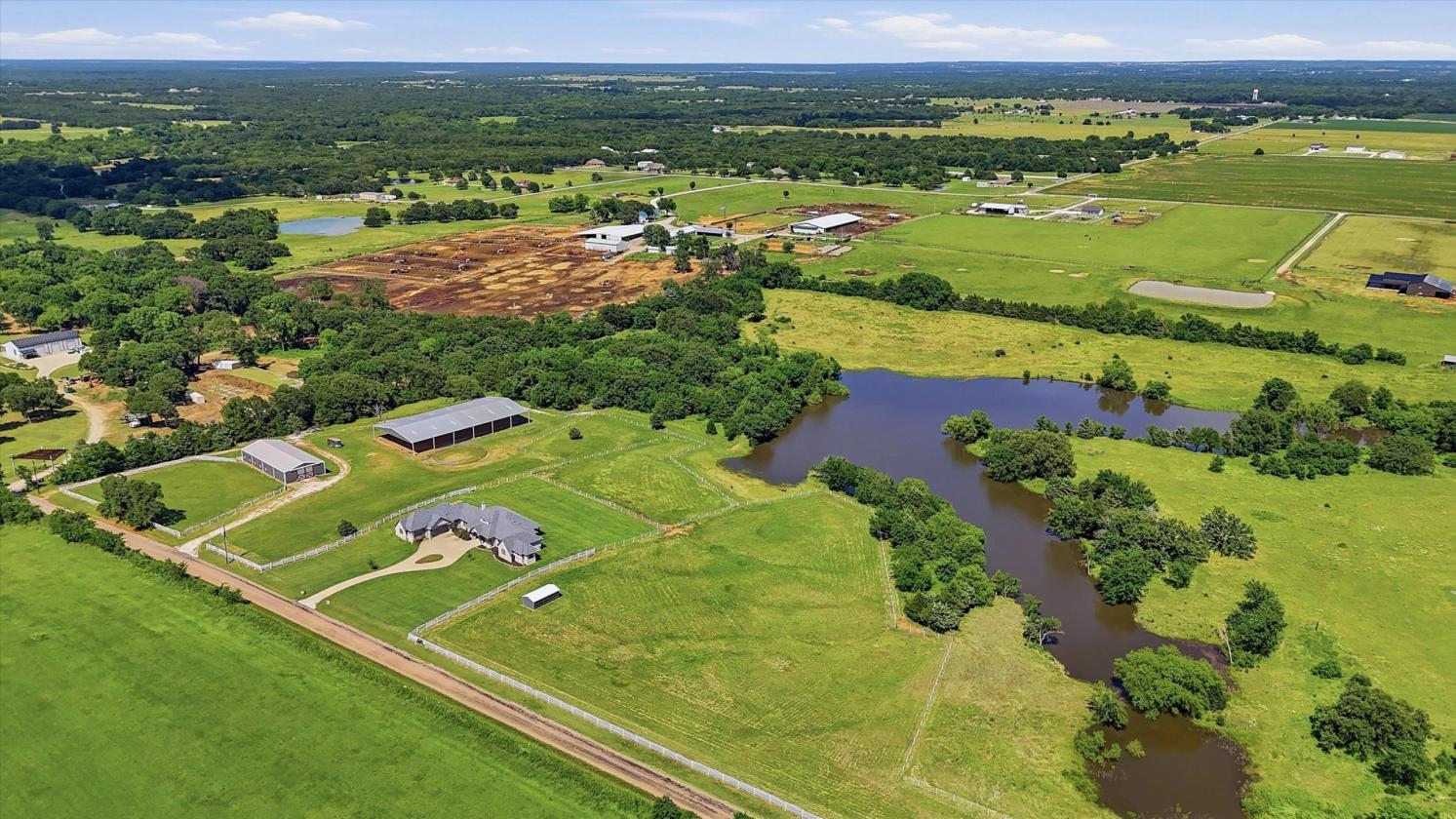 Breathtaking 20+ acre paradise for equestrians - photo 9