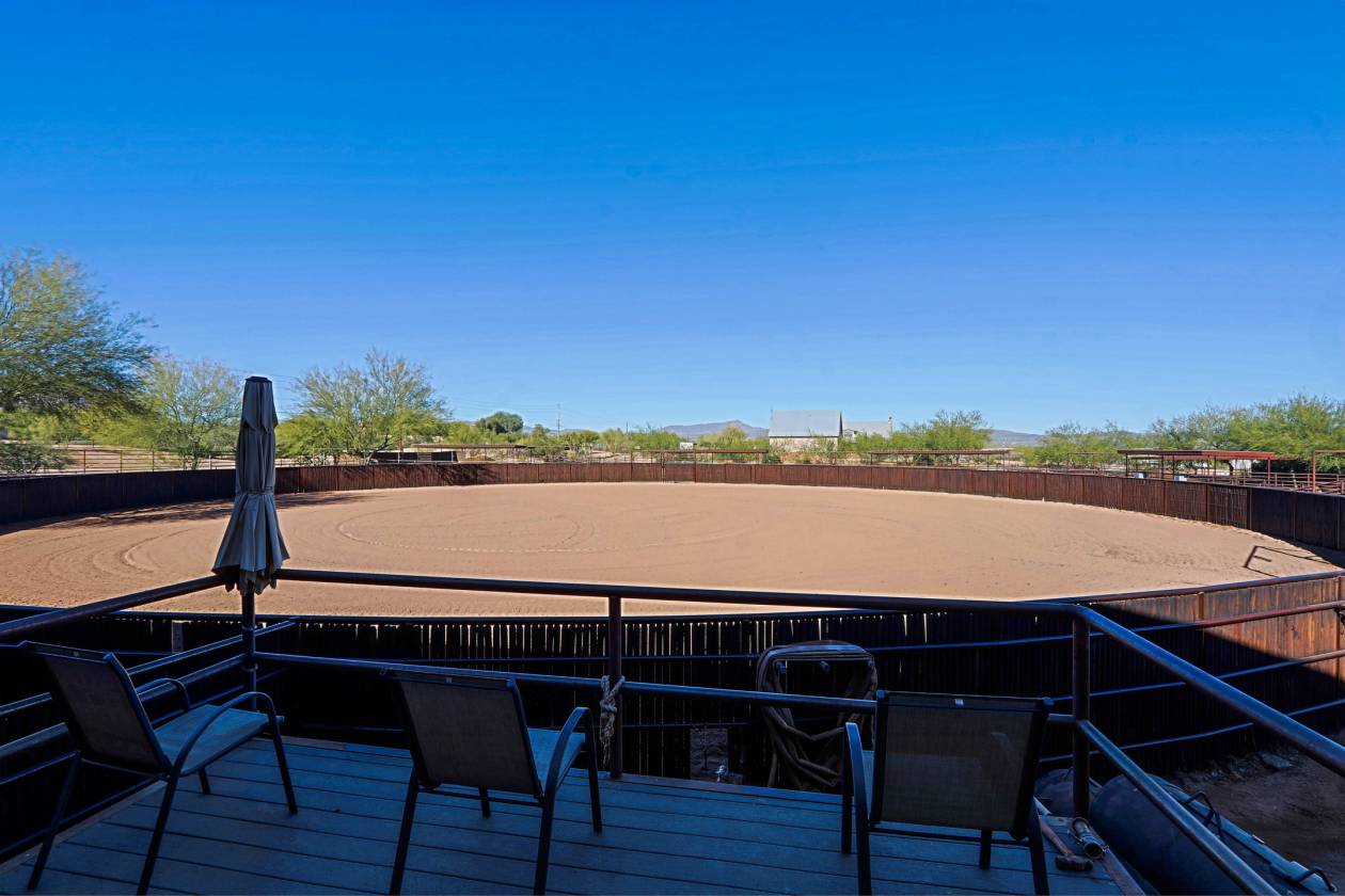 *PRICE Drop*PREMIER EQUESTRIAN TRAINING FACILITY - photo 26