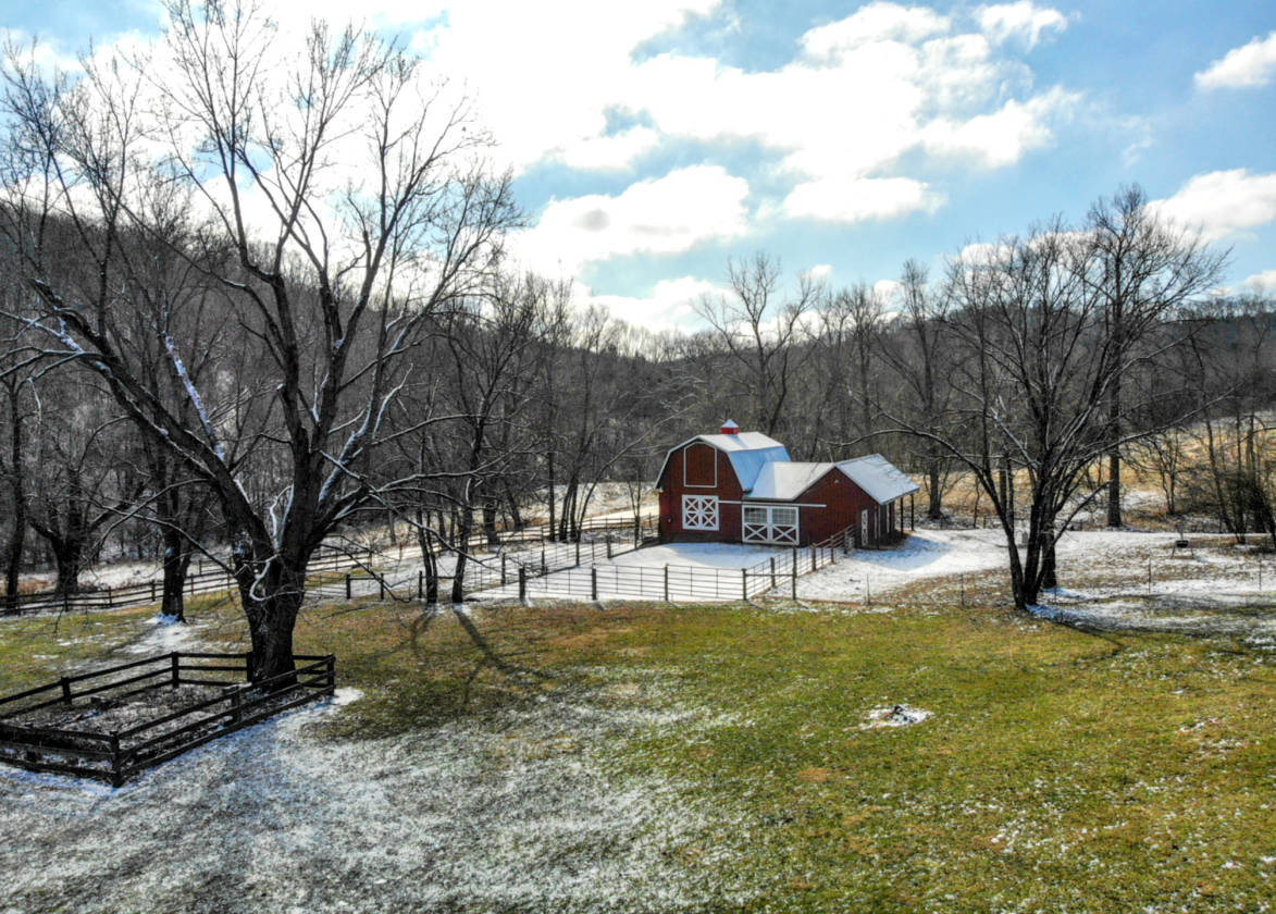 MISPERANZA FARM....1827 GRAND ARMY RD, LABADIE, MO. 63055 Labadie