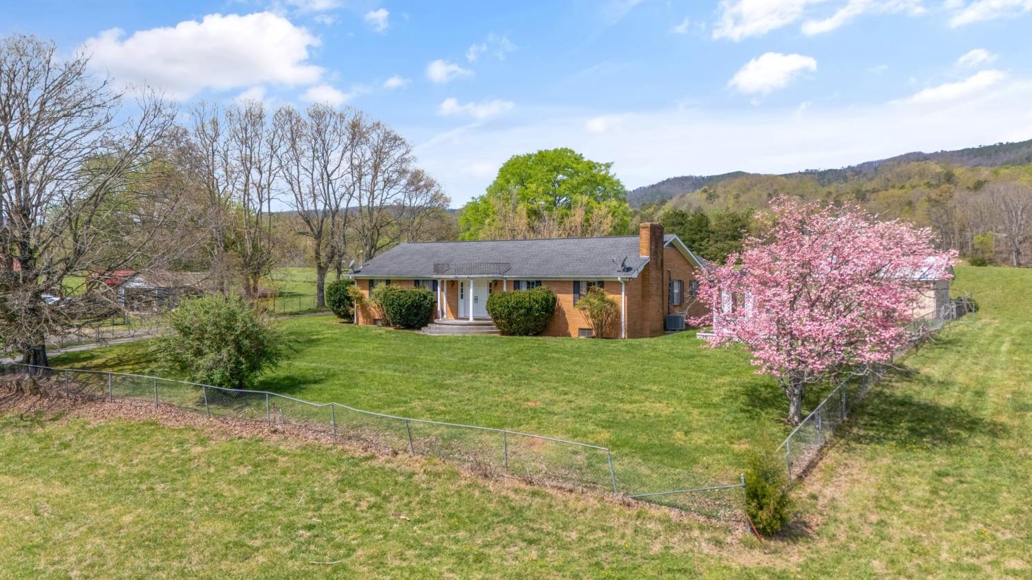 Beautiful acreage with 57 acres - photo 5